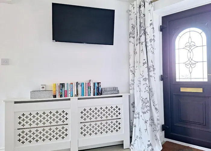 Cosy Axminster Studio With Extra Beds